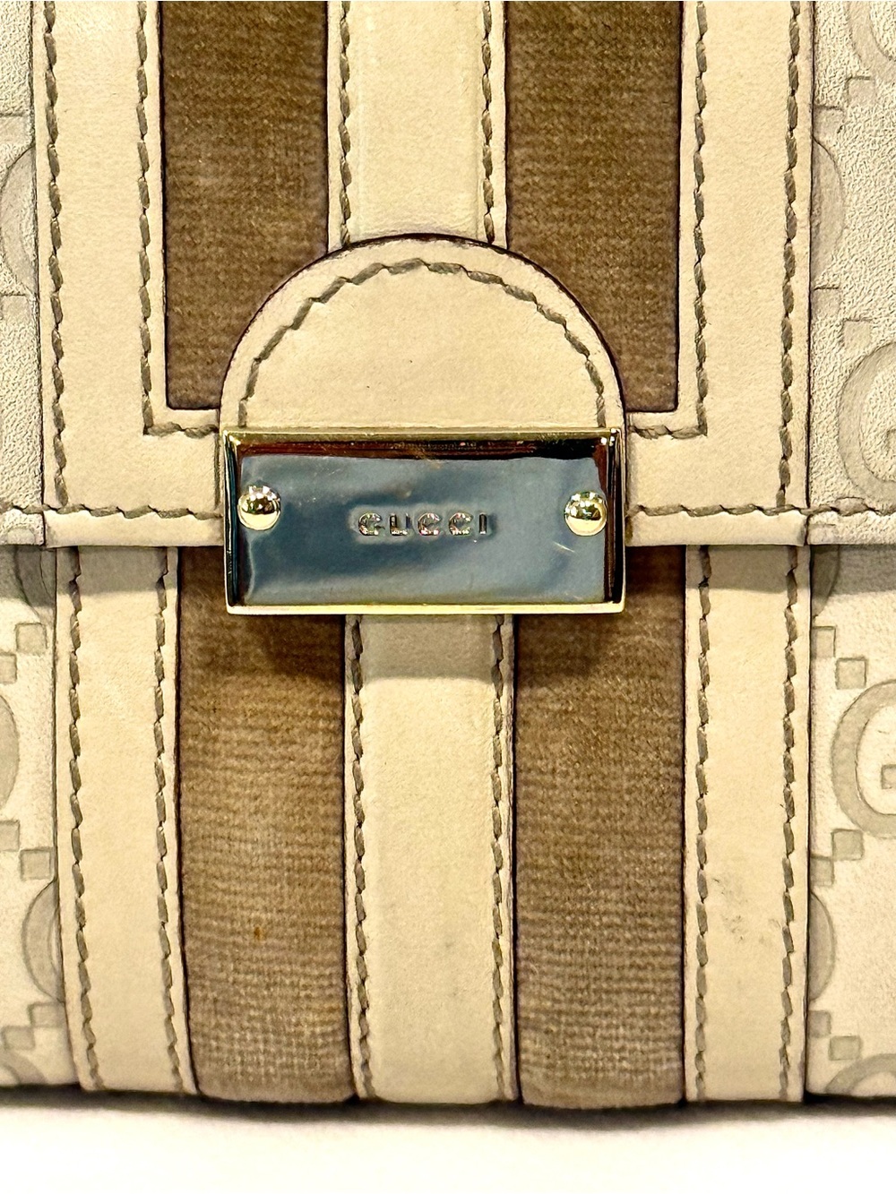 Authentic Vintage Gucci Guccissima Leather and Suede Continental Long Wallet - Picture 2 of 13